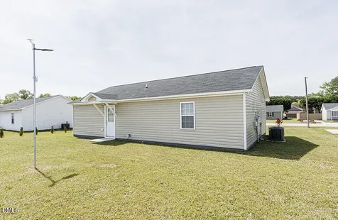 2411 Heath Lane Tarboro NC 27886