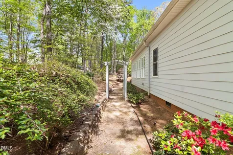 104 Greenside Lane Sanford NC 27332