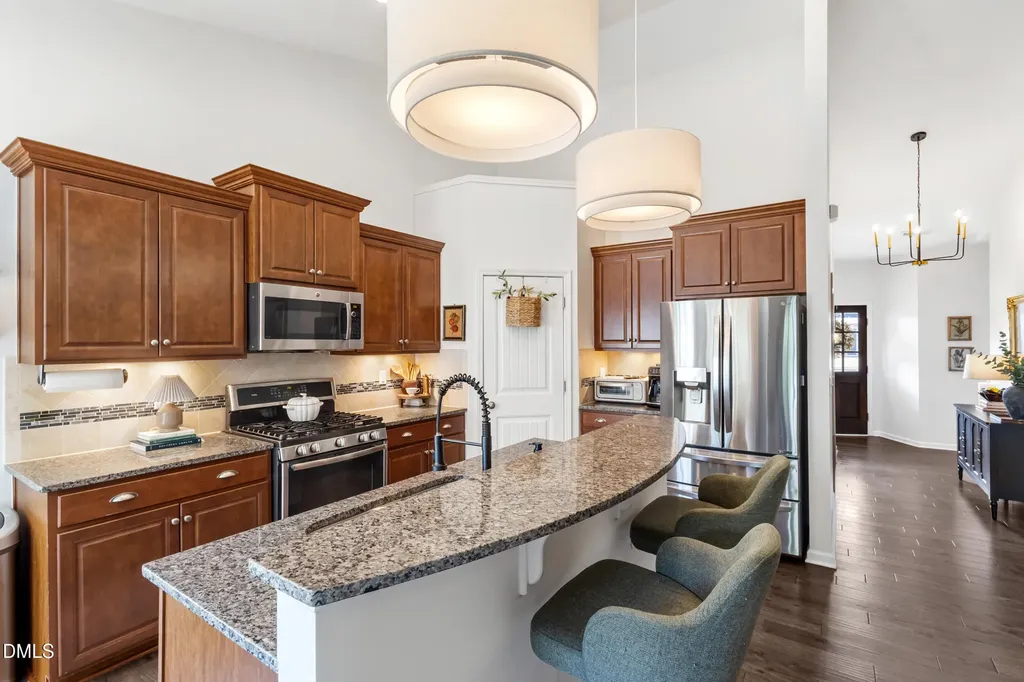 827 Tupelo Glen Court Fuquay Varina NC 27526