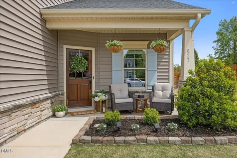 827 Tupelo Glen Court Fuquay Varina NC 27526