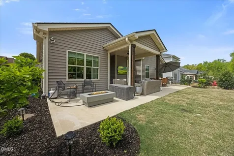 827 Tupelo Glen Court Fuquay Varina NC 27526