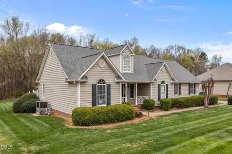 3813 Long Meadow Drive Mebane NC 27302