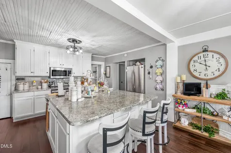 2733 Johnny Baker Road Willow Springs NC 27592