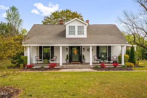2733 Johnny Baker Road Willow Springs NC 27592