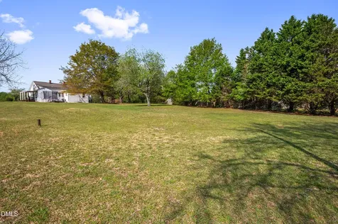 2733 Johnny Baker Road Willow Springs NC 27592