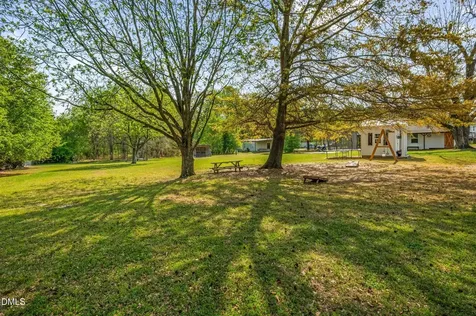 2733 Johnny Baker Road Willow Springs NC 27592