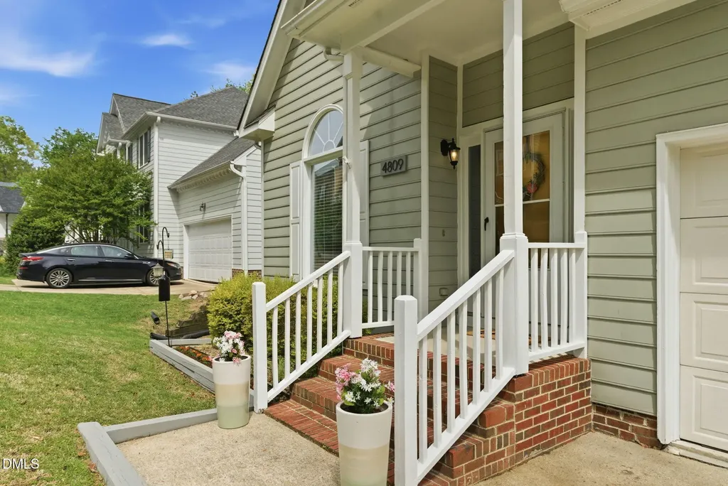 4809 Royal Troon Drive Raleigh NC 27604