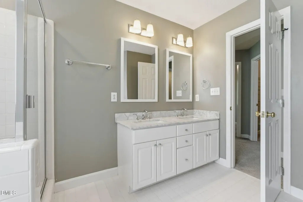 4809 Royal Troon Drive Raleigh NC 27604