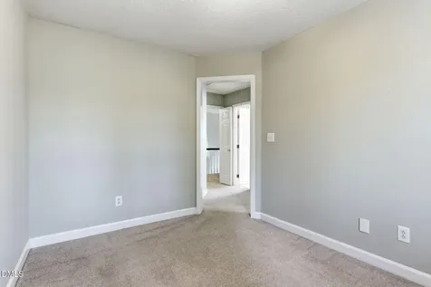4809 Royal Troon Drive Raleigh NC 27604