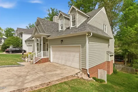 4809 Royal Troon Drive Raleigh NC 27604