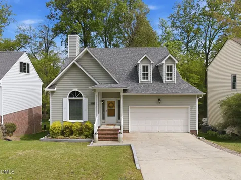 4809 Royal Troon Drive Raleigh NC 27604