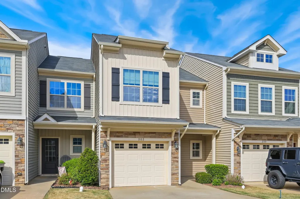 202 Beaconwood Lane Holly Springs NC 27540