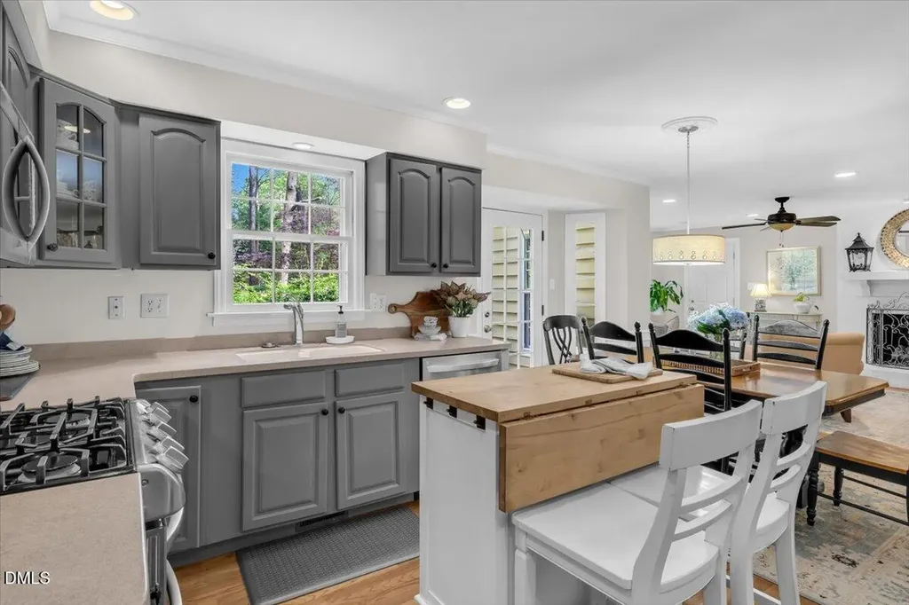 11820 Edgewater Court Raleigh NC 27614