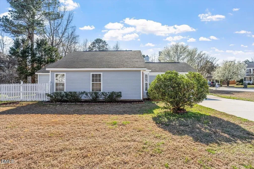 5212 Marthonna Way Raleigh NC 27616