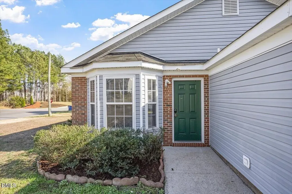 5212 Marthonna Way Raleigh NC 27616