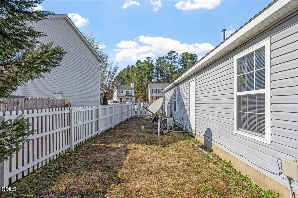 5212 Marthonna Way Raleigh NC 27616