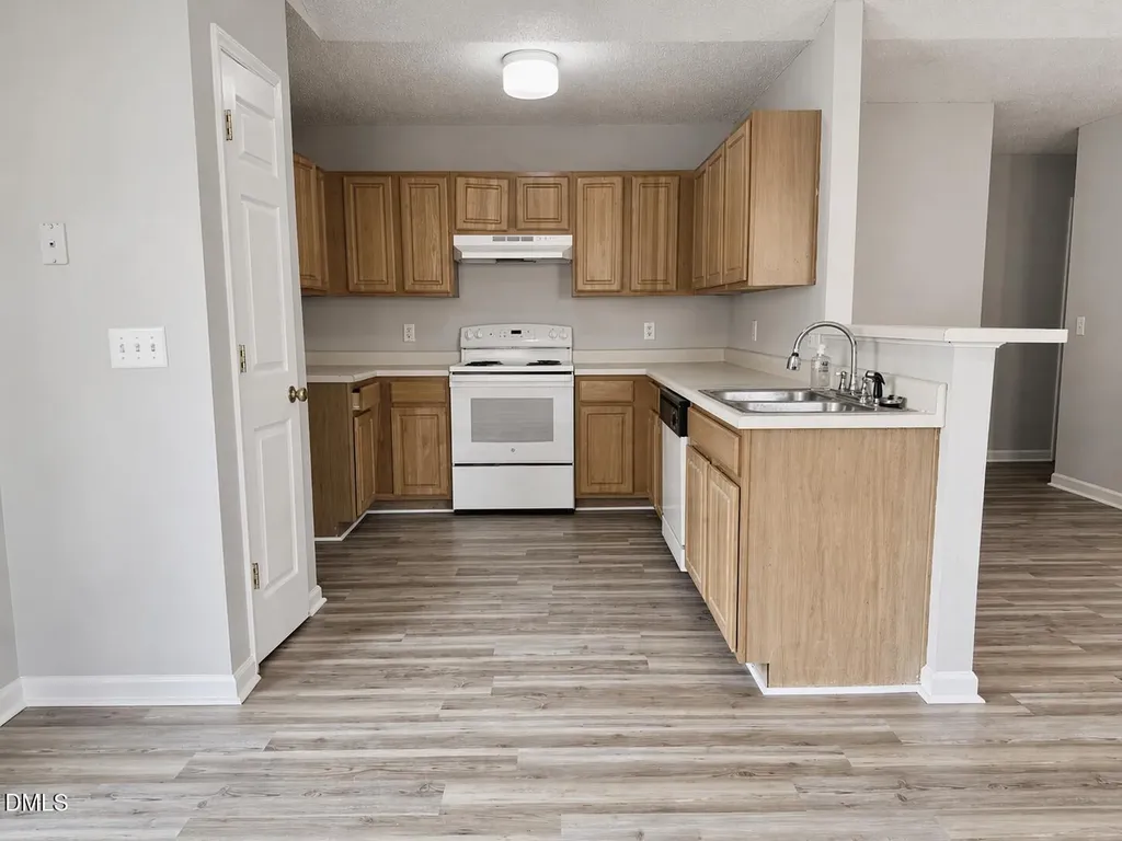 5212 Marthonna Way Raleigh NC 27616