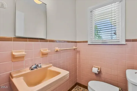 2805 Amherst Avenue Burlington NC 27215