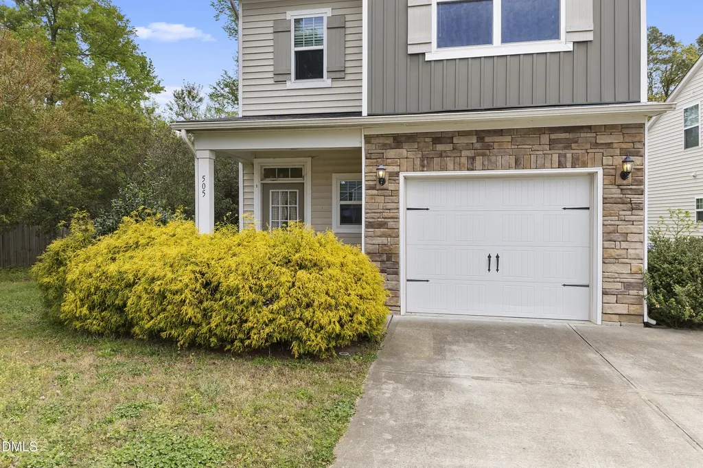 505 Hunters Ridge Drive Fuquay Varina NC 27526