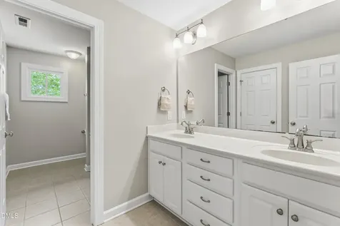 408 Apalachia Lake Drive Fuquay Varina NC 27526