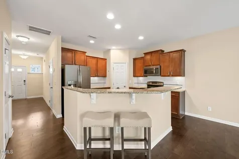 1004 Renewal Place Raleigh NC 27603