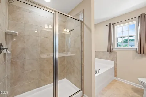 1004 Renewal Place Raleigh NC 27603