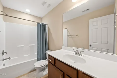 1004 Renewal Place Raleigh NC 27603