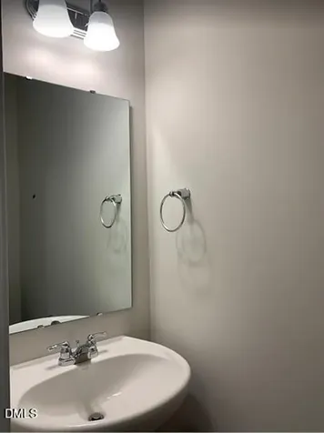 1614 Glacier Durham NC 27713