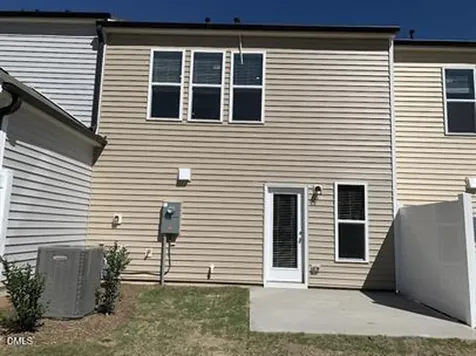 1614 Glacier Durham NC 27713