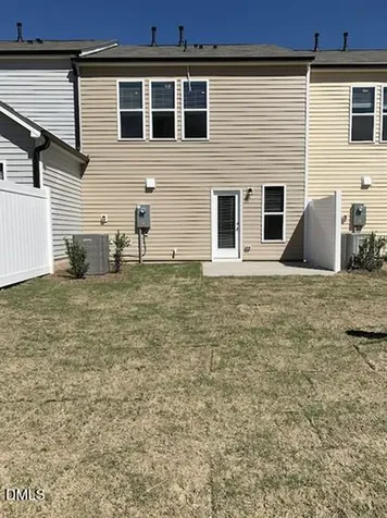 1614 Glacier Durham NC 27713