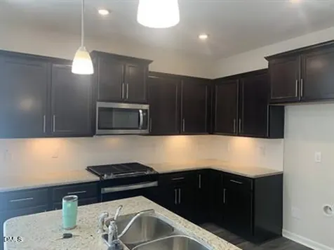 1614 Glacier Durham NC 27713