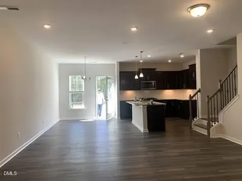 1614 Glacier Durham NC 27713