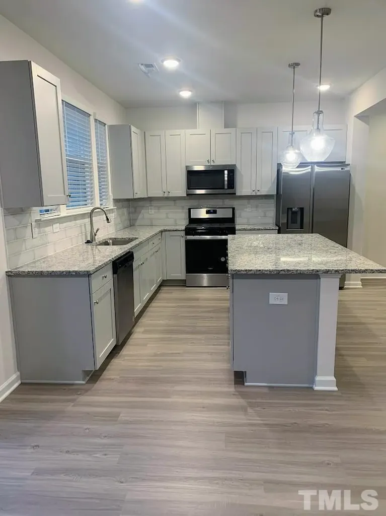 612 Creekway Drive Fuquay Varina NC 27526