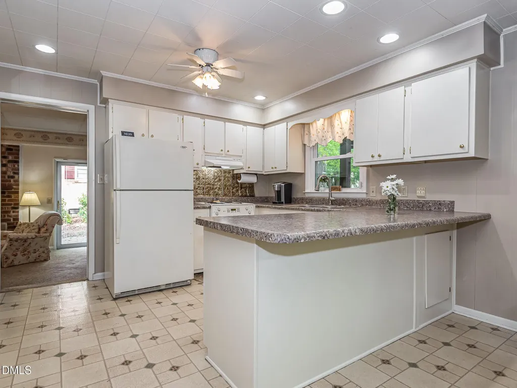 510 Lakeside Drive Garner NC 27529