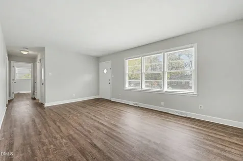2526 Hyde Street Burlington NC 27217