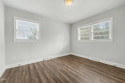 2526 Hyde Street Burlington NC 27217