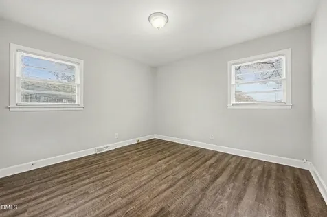 2526 Hyde Street Burlington NC 27217