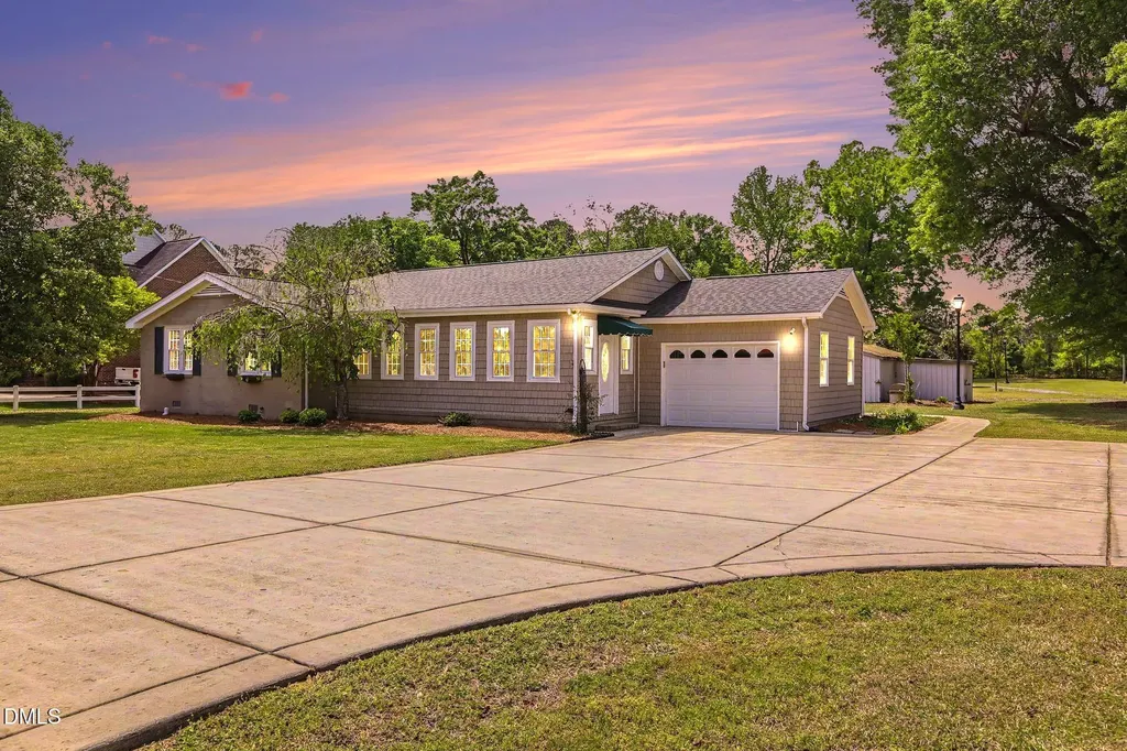 1782 Chicora Road Dunn NC 28334