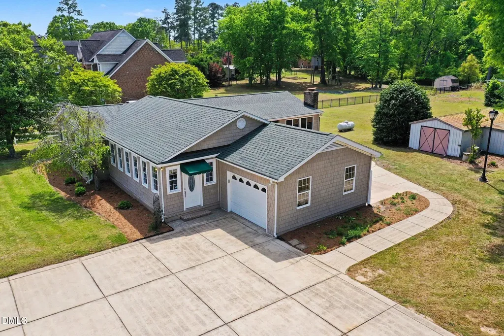 1782 Chicora Road Dunn NC 28334