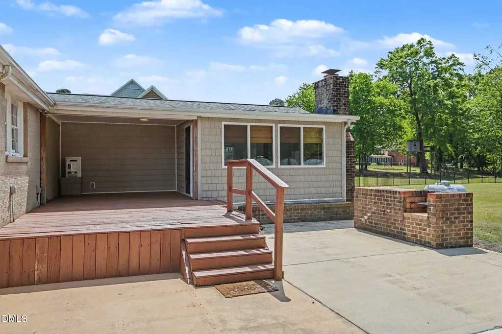 1782 Chicora Road Dunn NC 28334