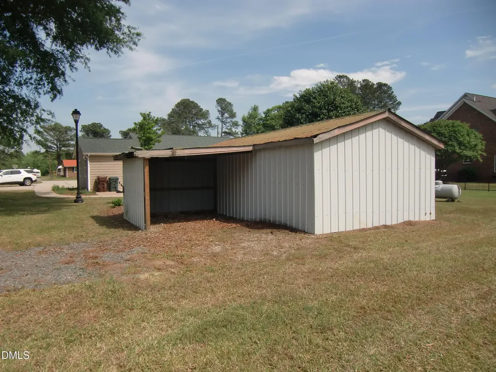 1782 Chicora Road Dunn NC 28334