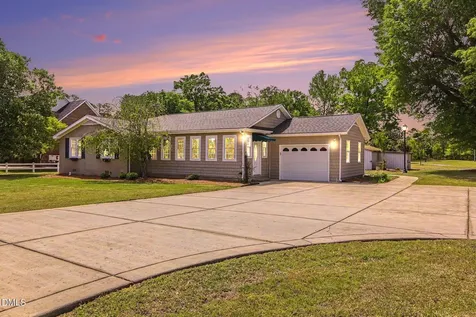 1782 Chicora Road Dunn NC 28334