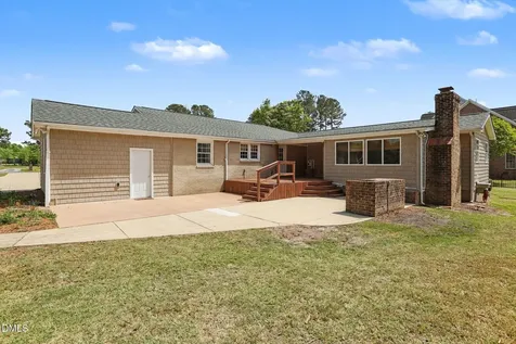 1782 Chicora Road Dunn NC 28334