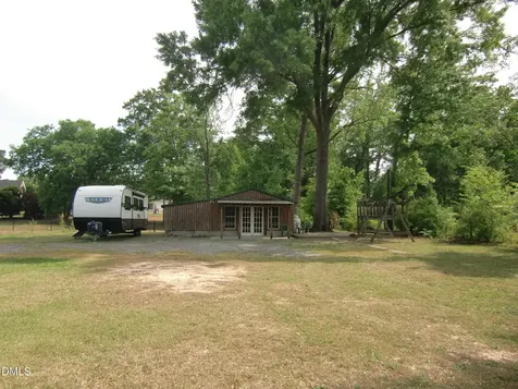 1782 Chicora Road Dunn NC 28334