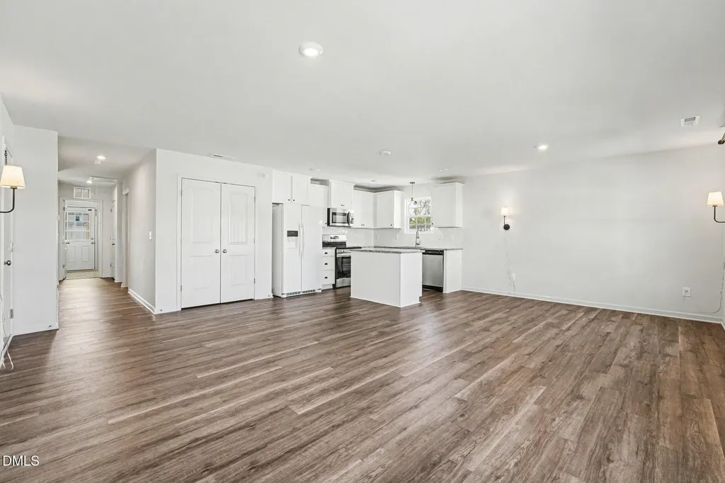 283 Suhani Lane Clayton NC 27520