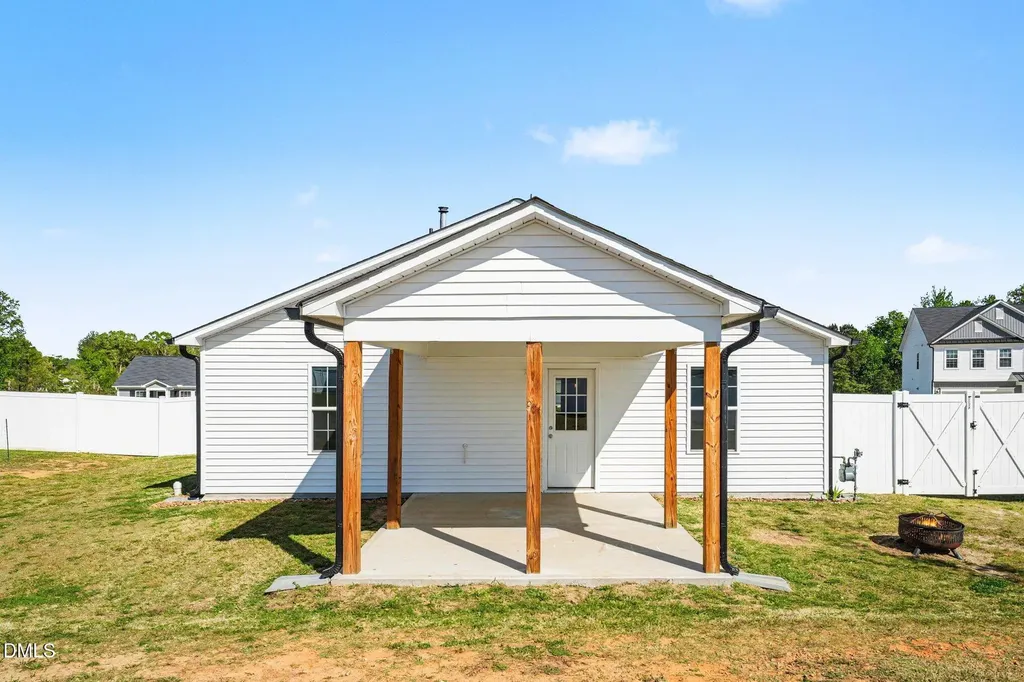283 Suhani Lane Clayton NC 27520