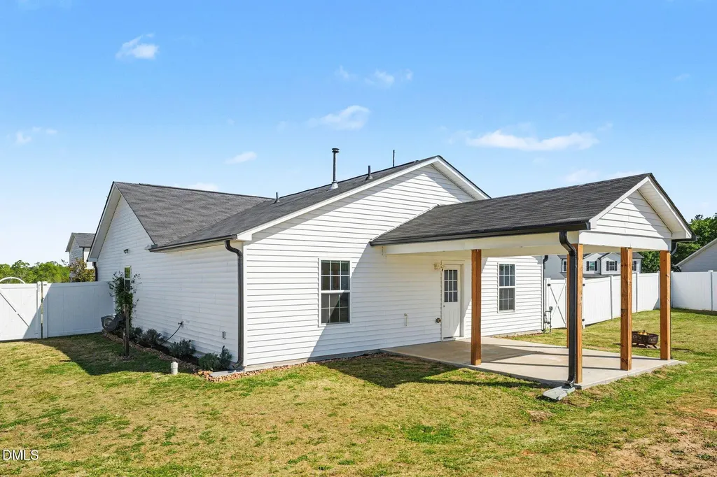 283 Suhani Lane Clayton NC 27520