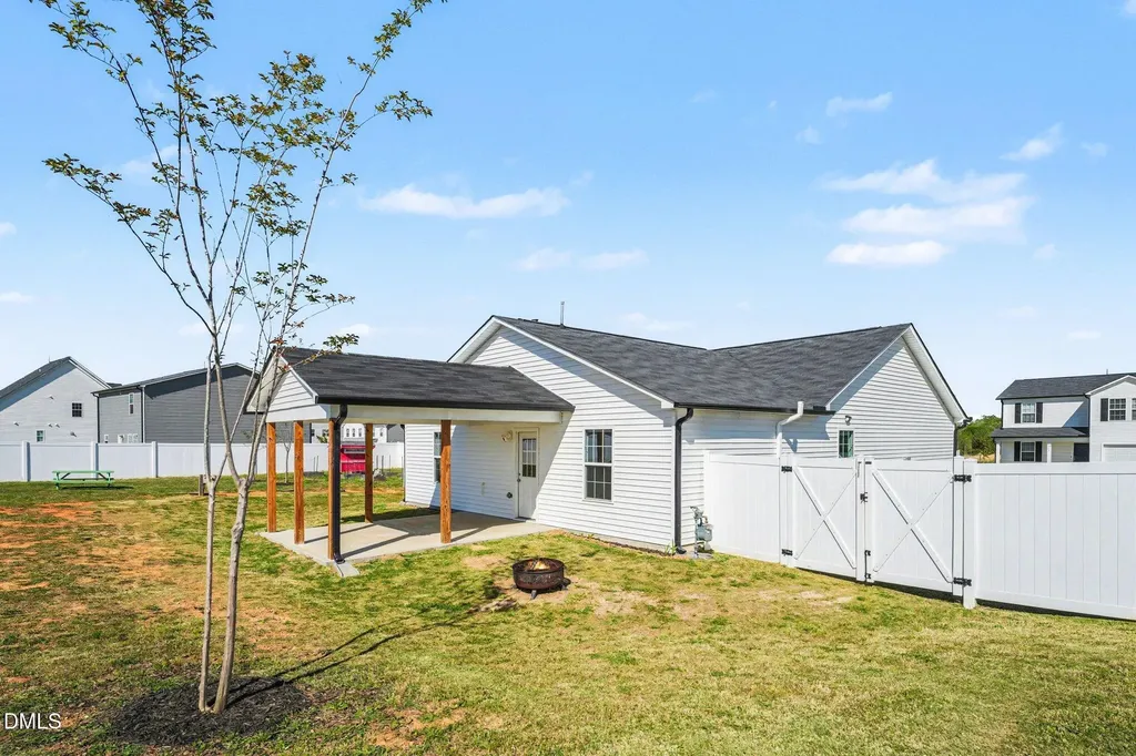 283 Suhani Lane Clayton NC 27520