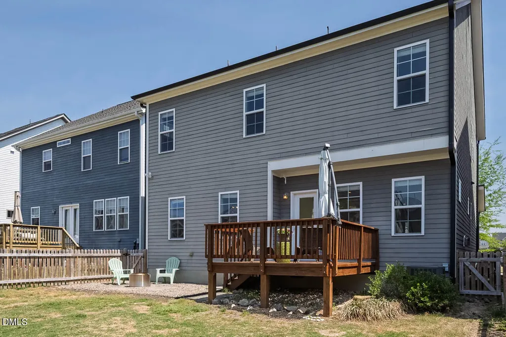 96 Woodland Grove Lane Chapel Hill NC 27516