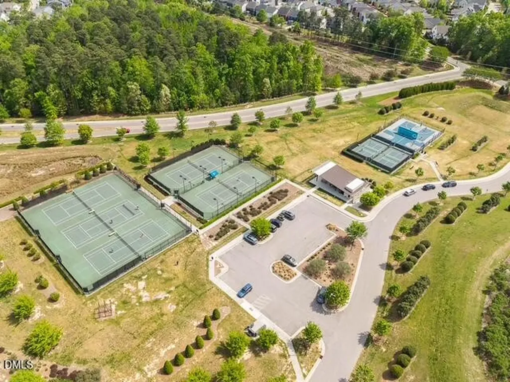 96 Woodland Grove Lane Chapel Hill NC 27516